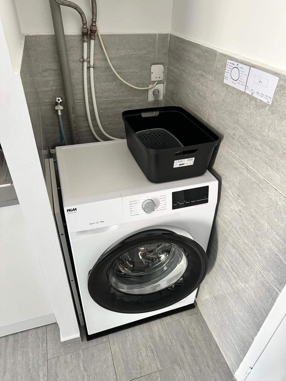 Appartement T2 Avec Terrasse Et Cour Cavaillon Zewnętrze zdjęcie