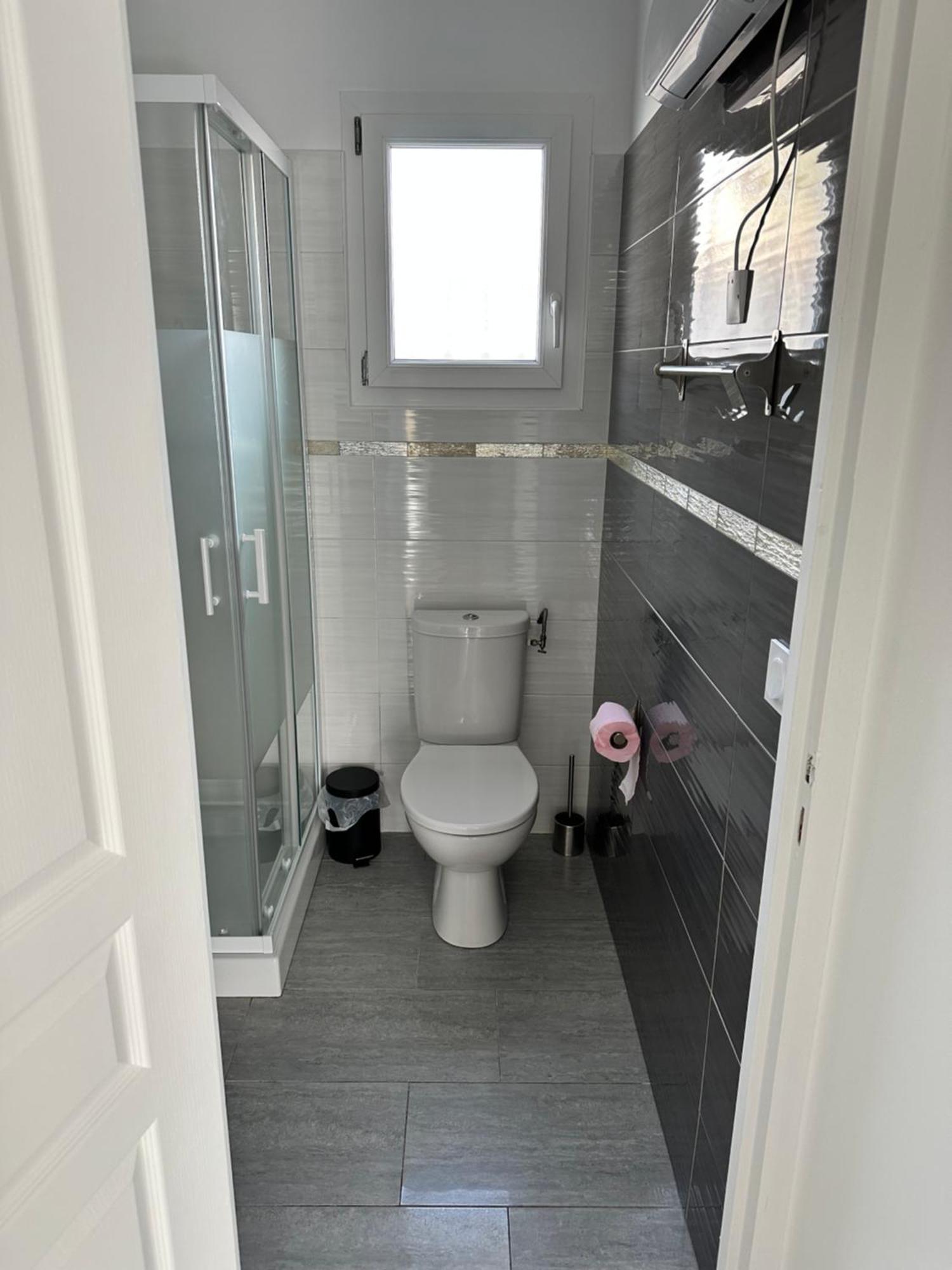 Appartement T2 Avec Terrasse Et Cour Cavaillon Zewnętrze zdjęcie